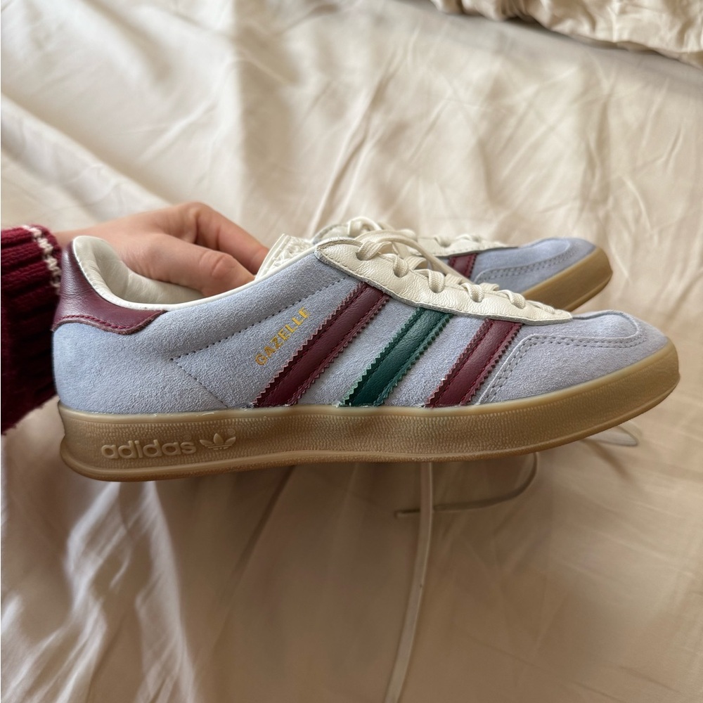 Adidas Gazelle Indoor Blue Dawn Collegiate Burgundy
